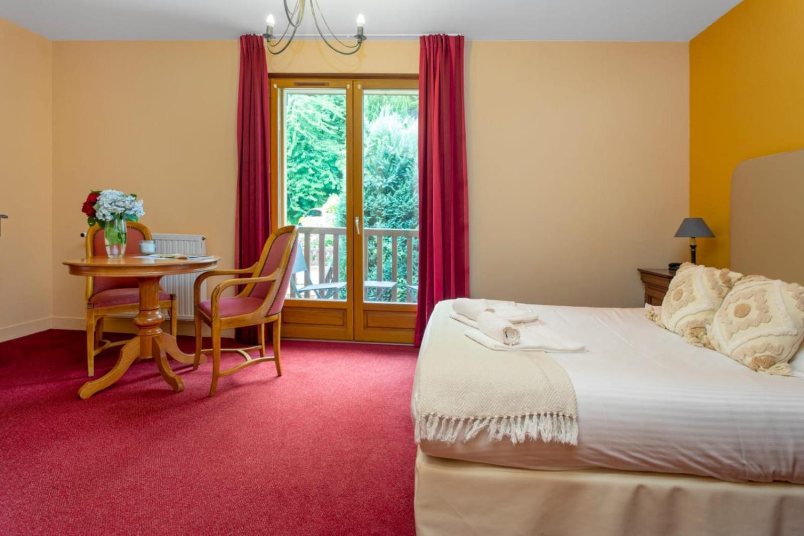 Hotel Le Romantica Pennedepie Bagian luar foto