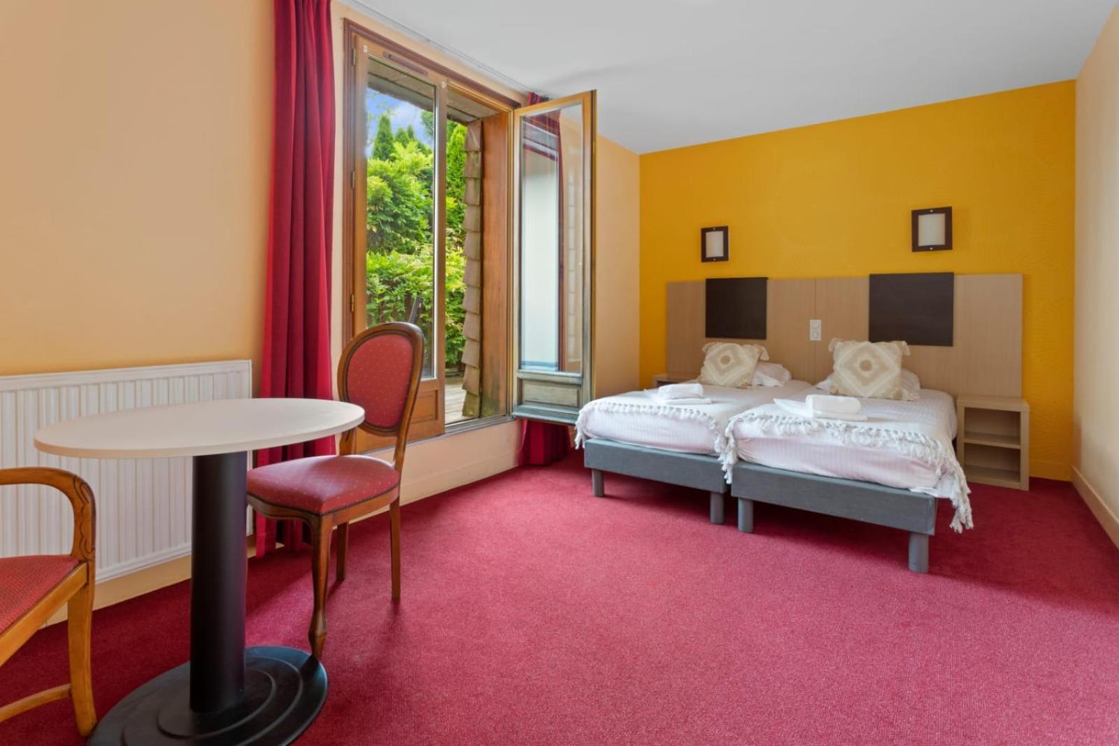 Hotel Le Romantica Pennedepie Bagian luar foto