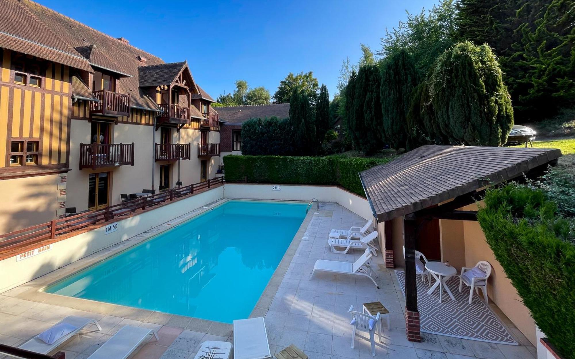 Hotel Le Romantica Pennedepie Bagian luar foto