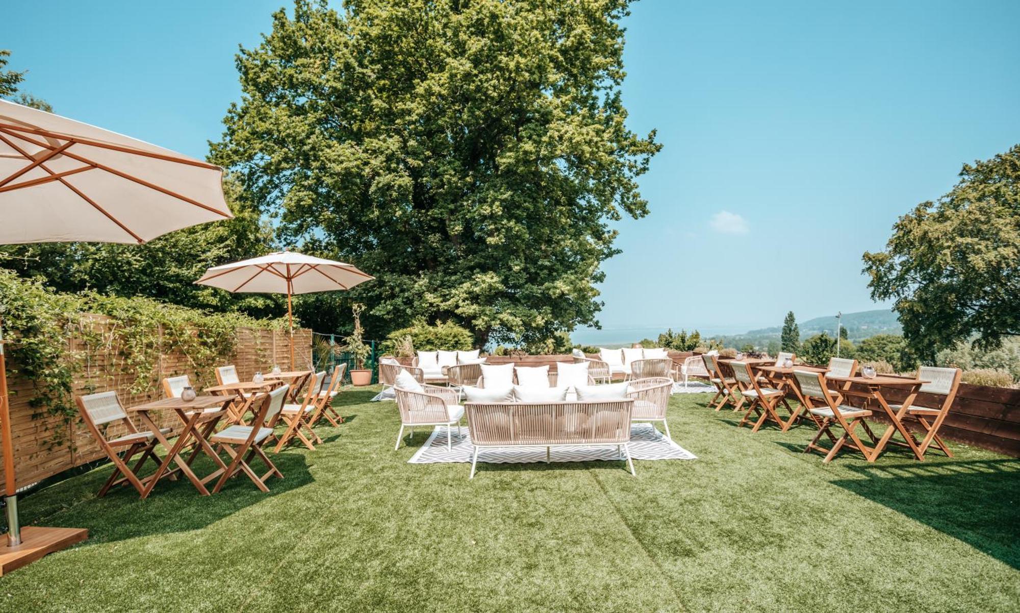Hotel Le Romantica Pennedepie Bagian luar foto