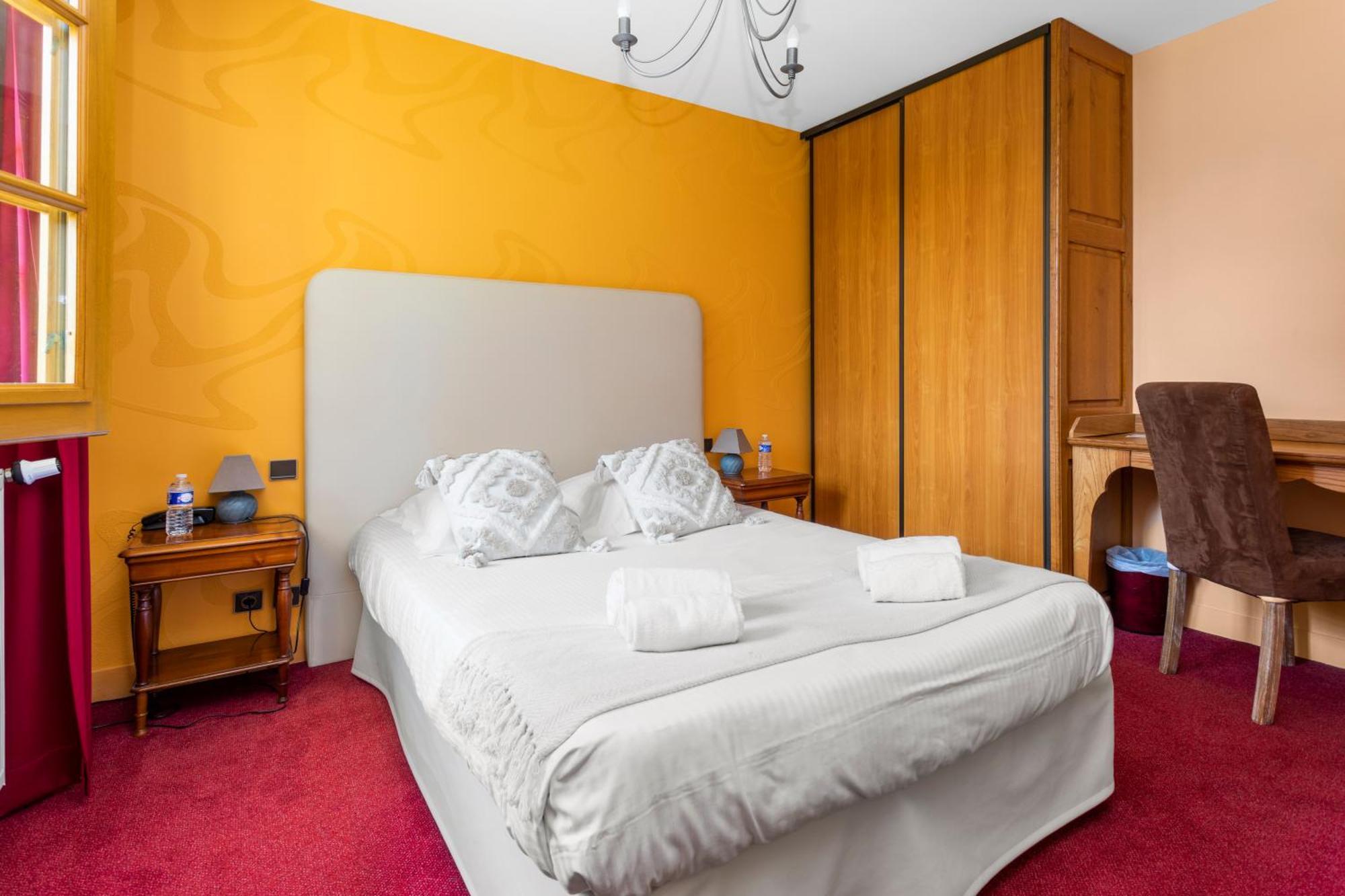 Hotel Le Romantica Pennedepie Bagian luar foto
