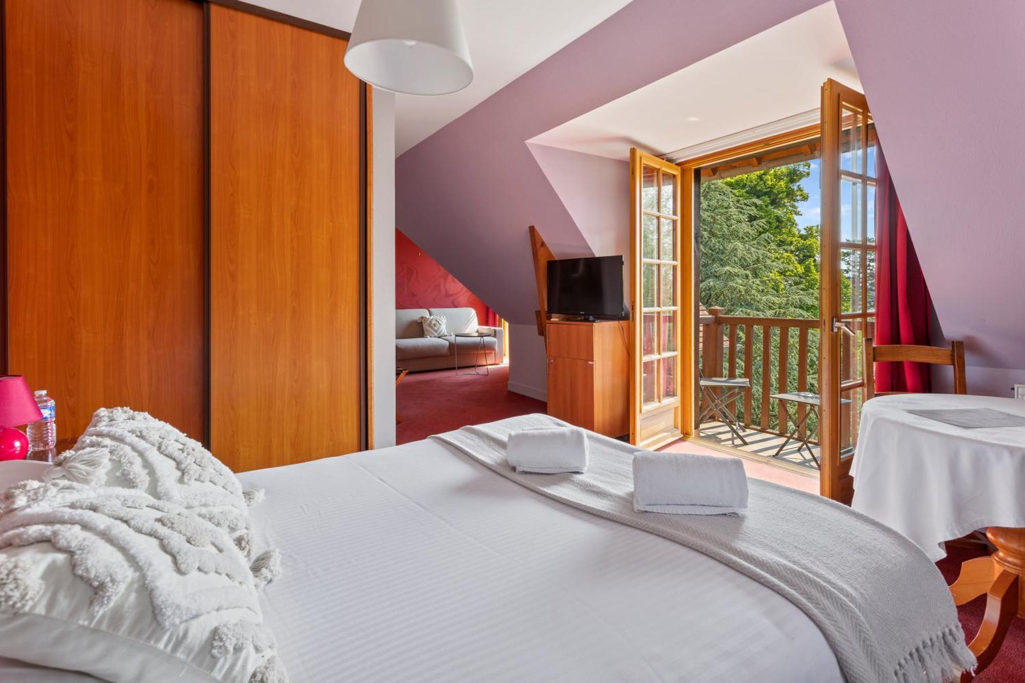 Hotel Le Romantica Pennedepie Bagian luar foto