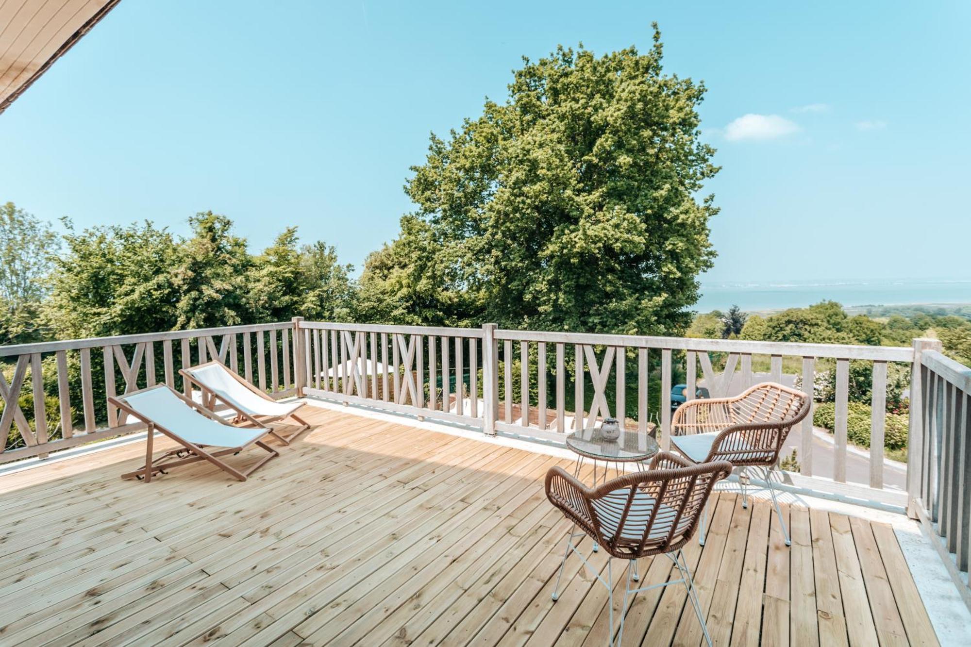 Hotel Le Romantica Pennedepie Bagian luar foto