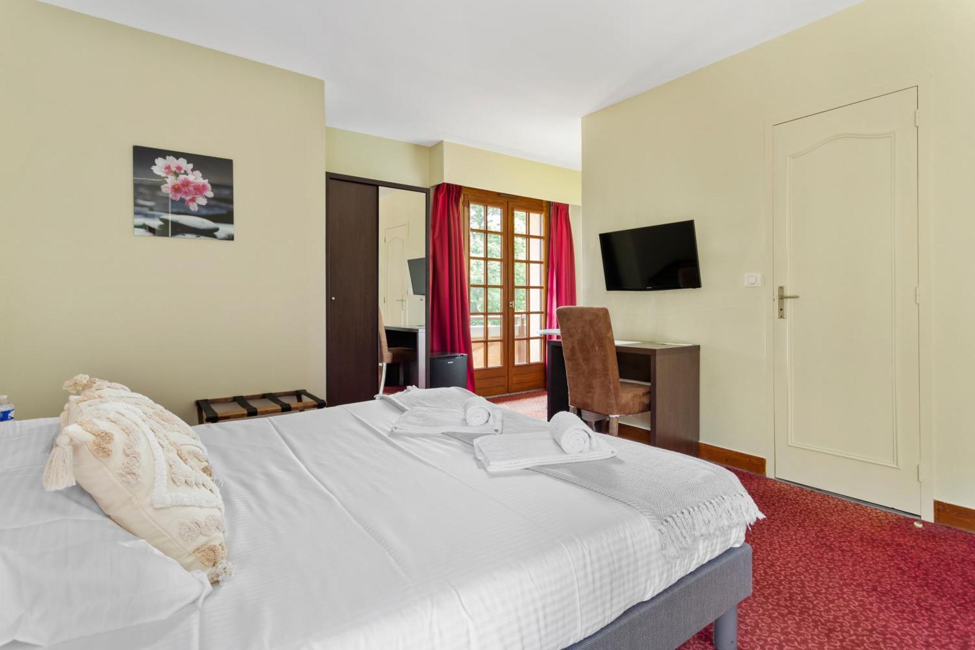 Hotel Le Romantica Pennedepie Bagian luar foto